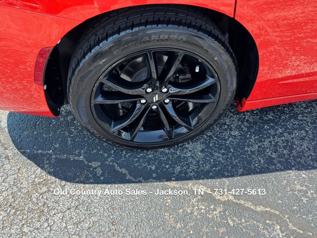 2017 Dodge Charger Image 12