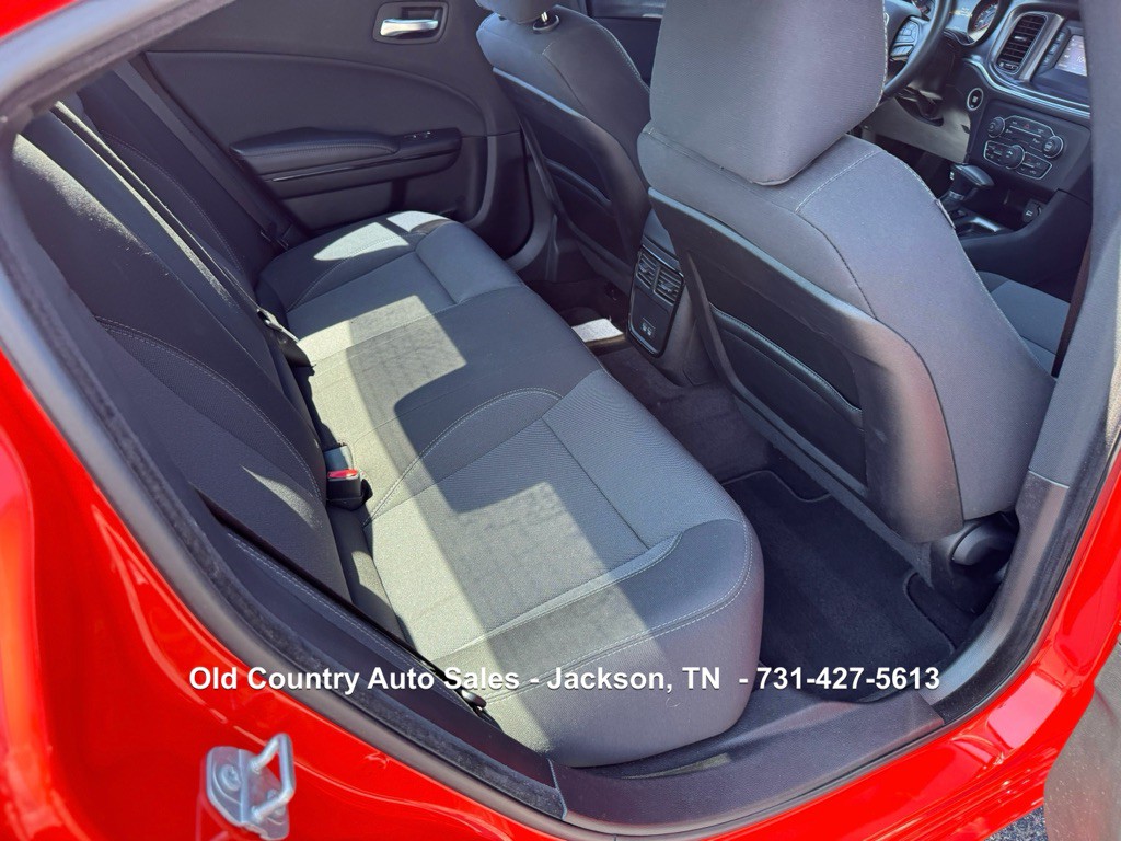 2017 Dodge Charger Image 18