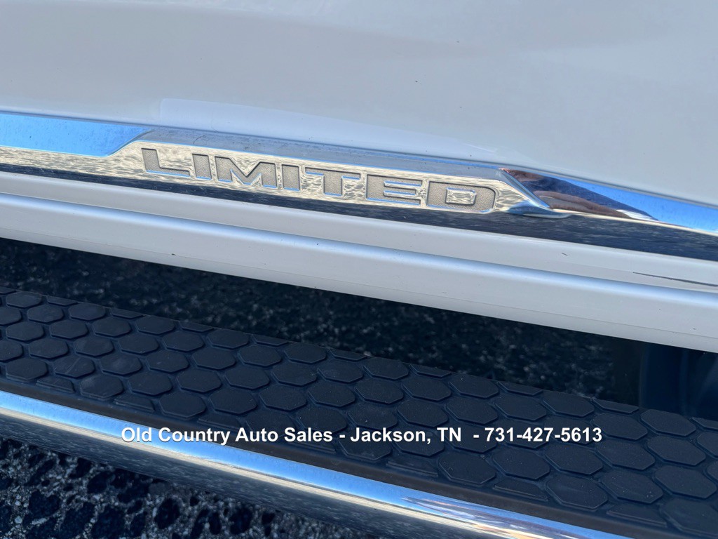 2016 RAM 1500 Image 16