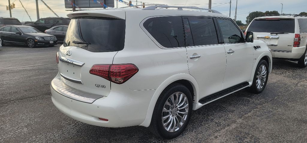 2015 INFINITI QX80 Image 5