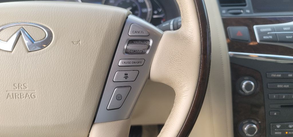 2015 INFINITI QX80 Image 13