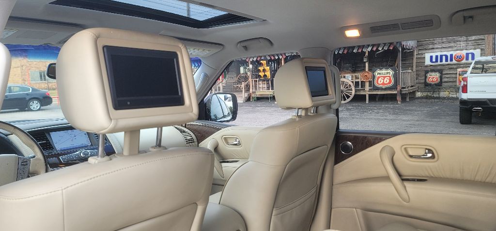 2015 INFINITI QX80 Image 22