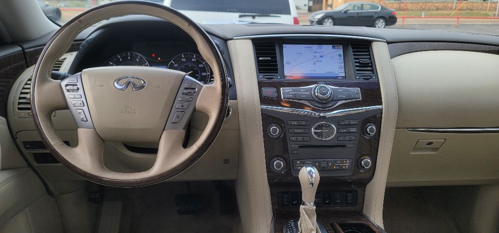 2015 INFINITI QX80 Image 23