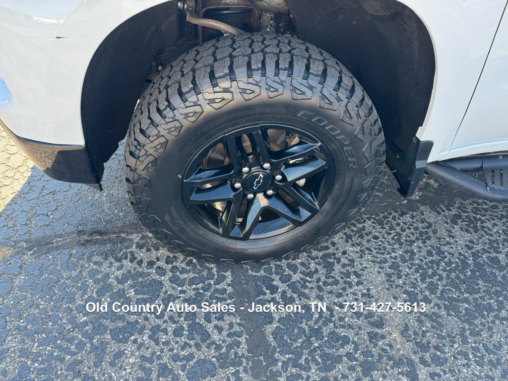 2023 Chevrolet Silverado 1500 Image 11