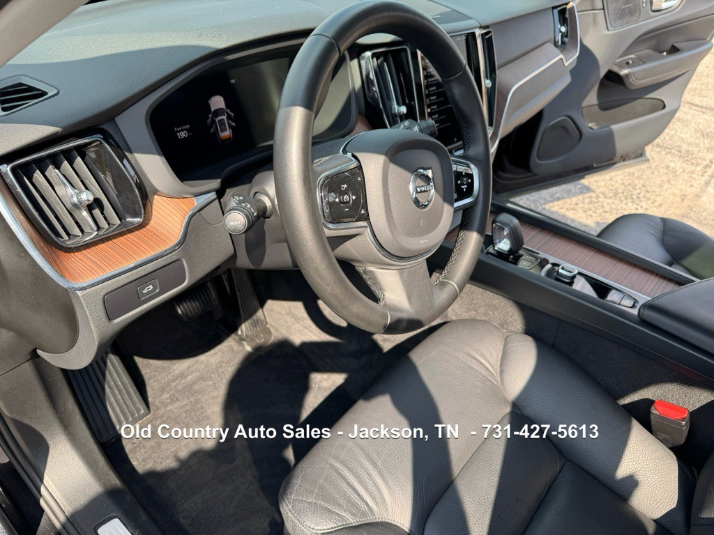 2024 Volvo XC60 Image 30