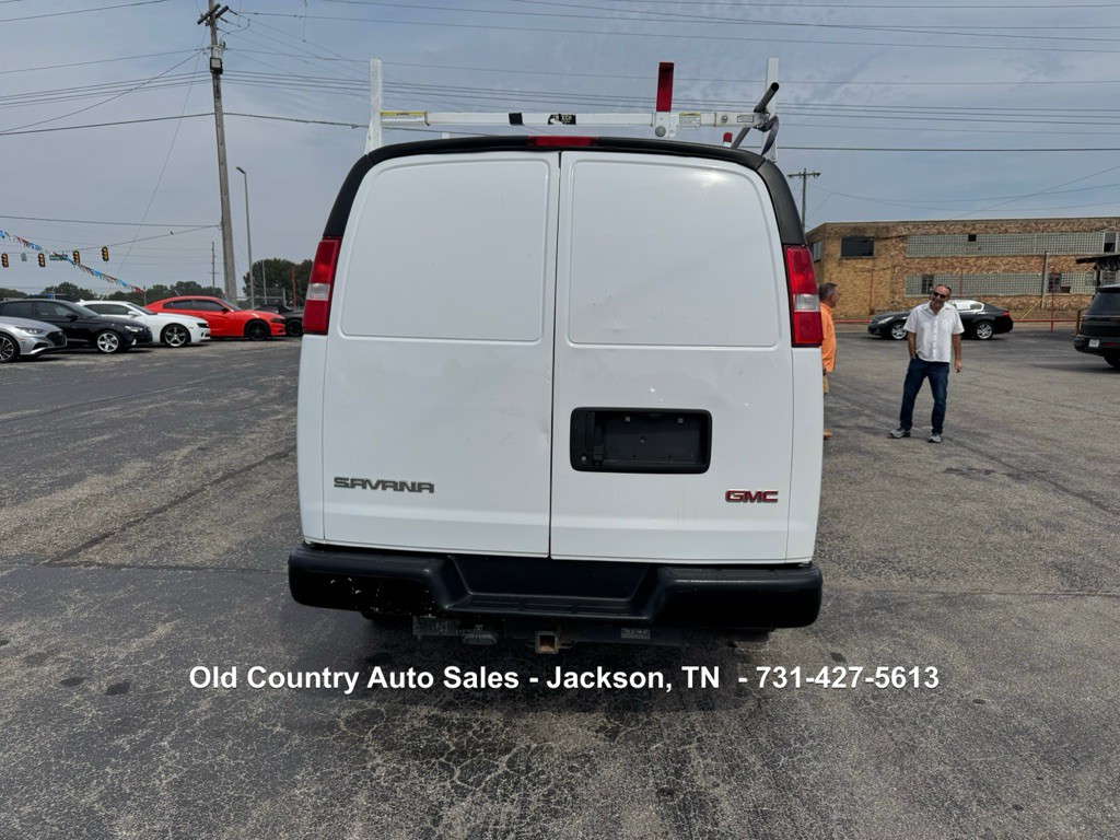 2020 GMC Savana Image 6