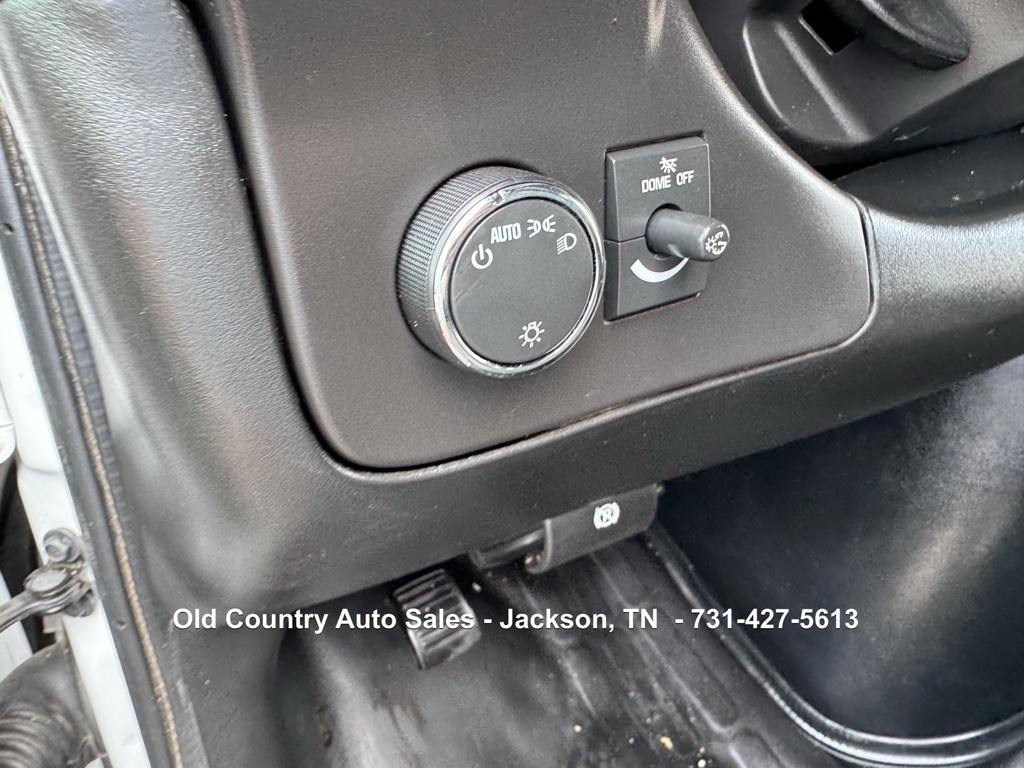 2020 GMC Savana Image 21