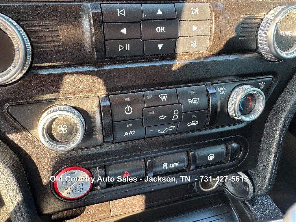2021 Ford Mustang Image 25