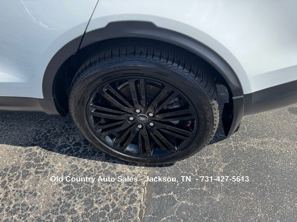 2019 Land Rover Discovery Image 13