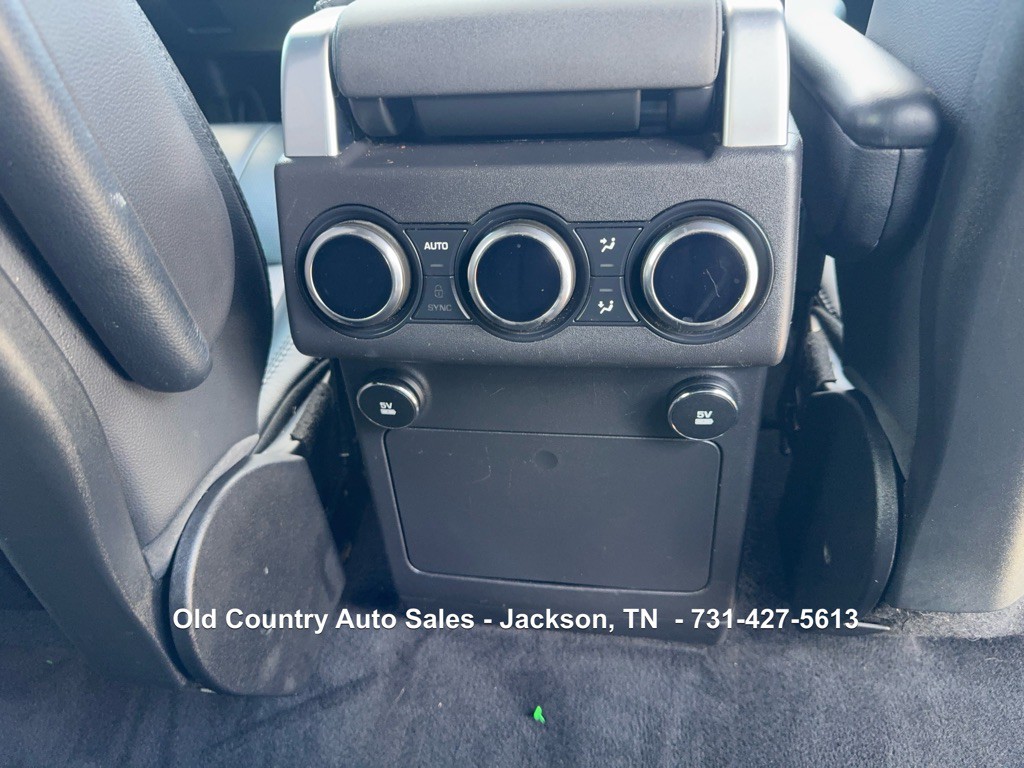 2019 Land Rover Discovery Image 30