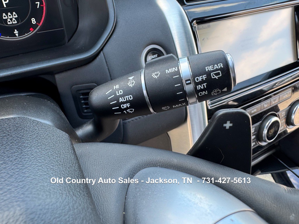 2019 Land Rover Discovery Image 48