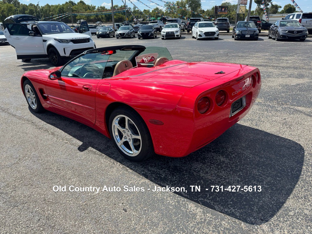 2001 Chevrolet Corvette Image 4