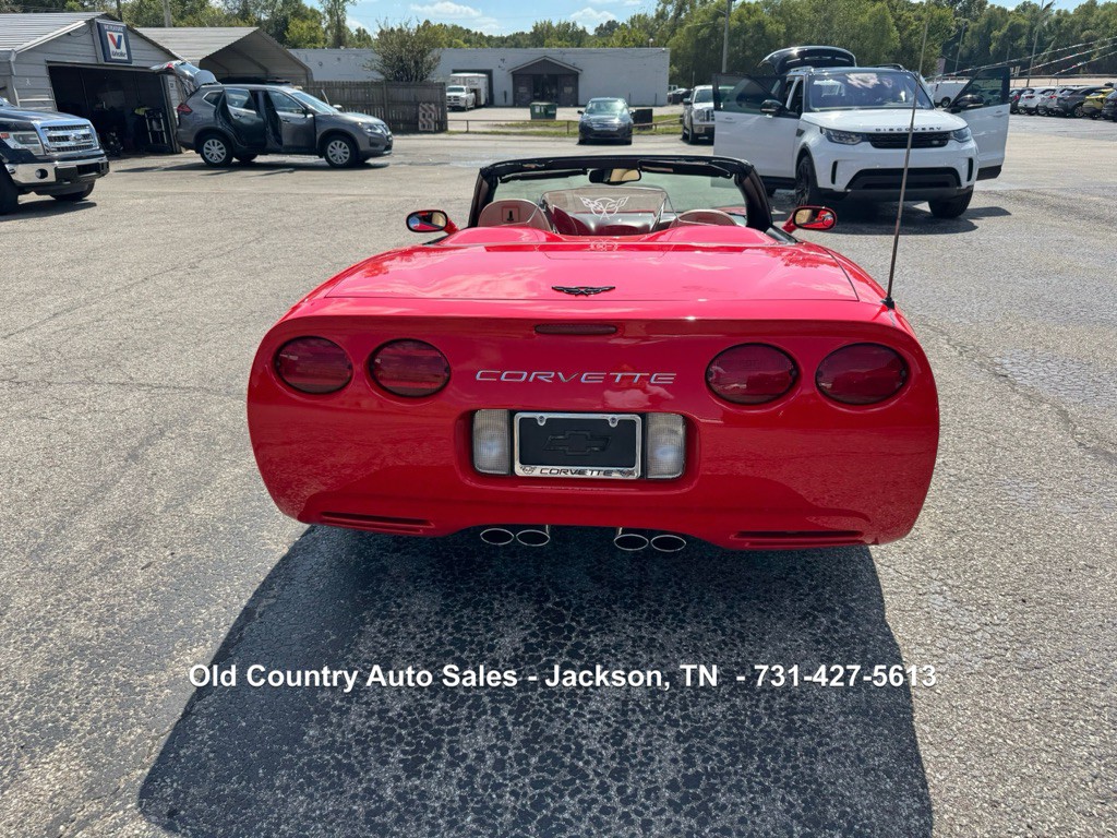 2001 Chevrolet Corvette Image 7