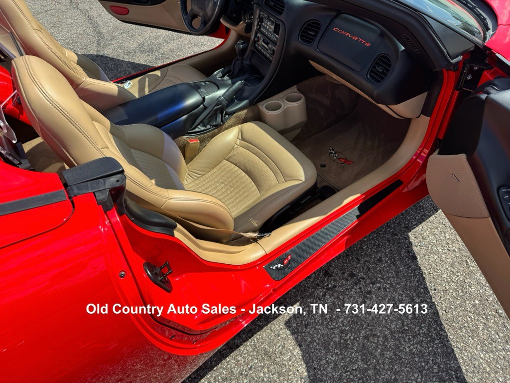 2001 Chevrolet Corvette Image 23