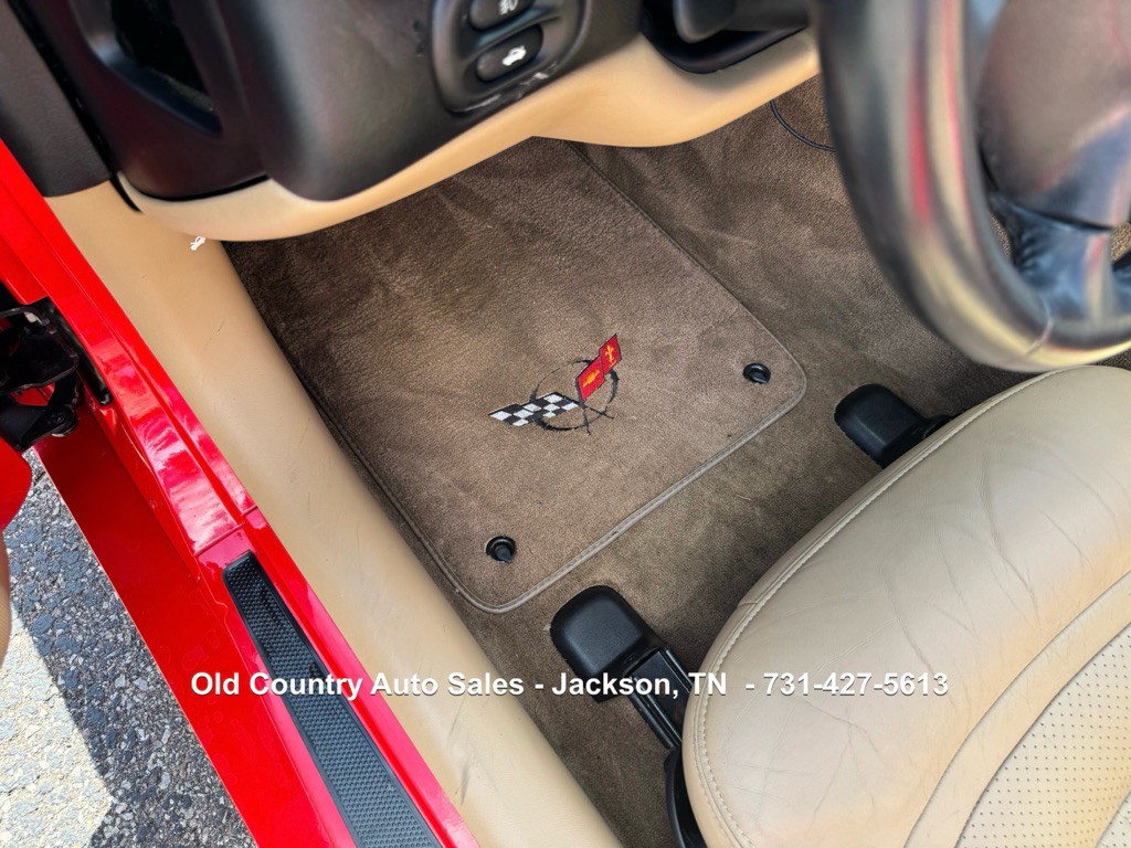2001 Chevrolet Corvette Image 35