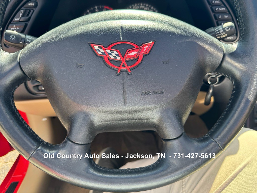 2001 Chevrolet Corvette Image 36