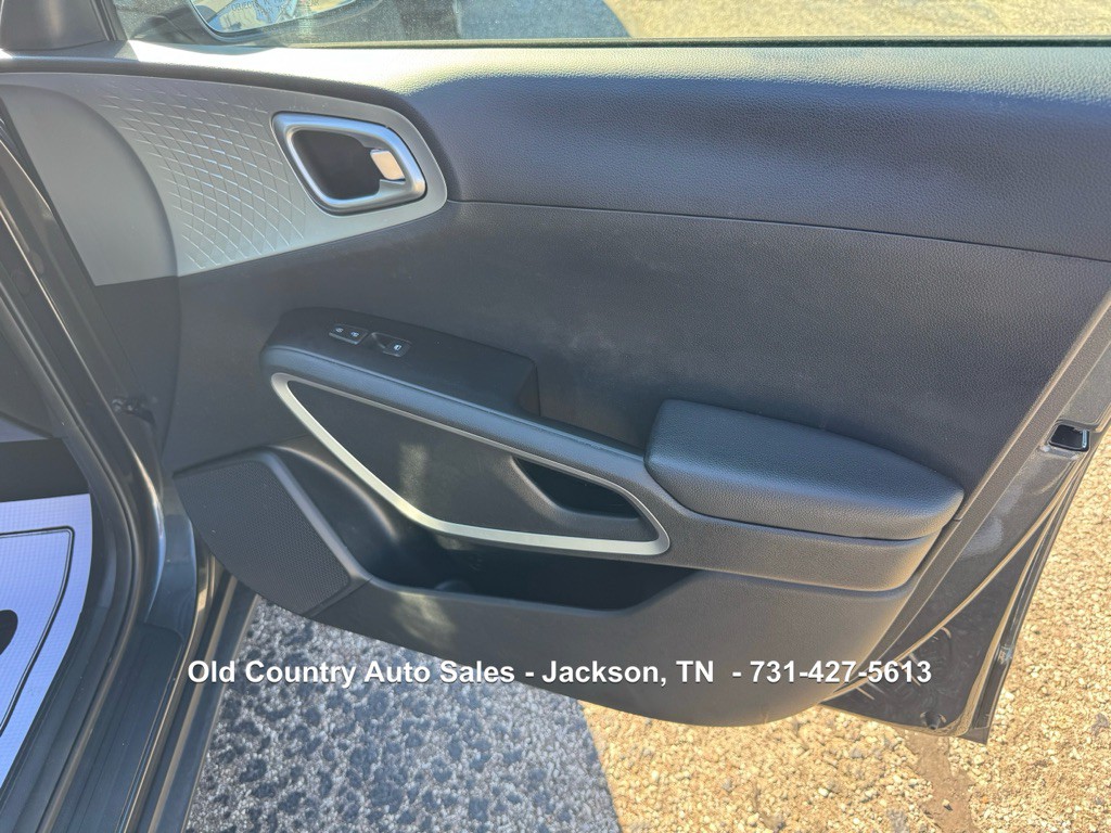 2021 Kia Soul Image 13