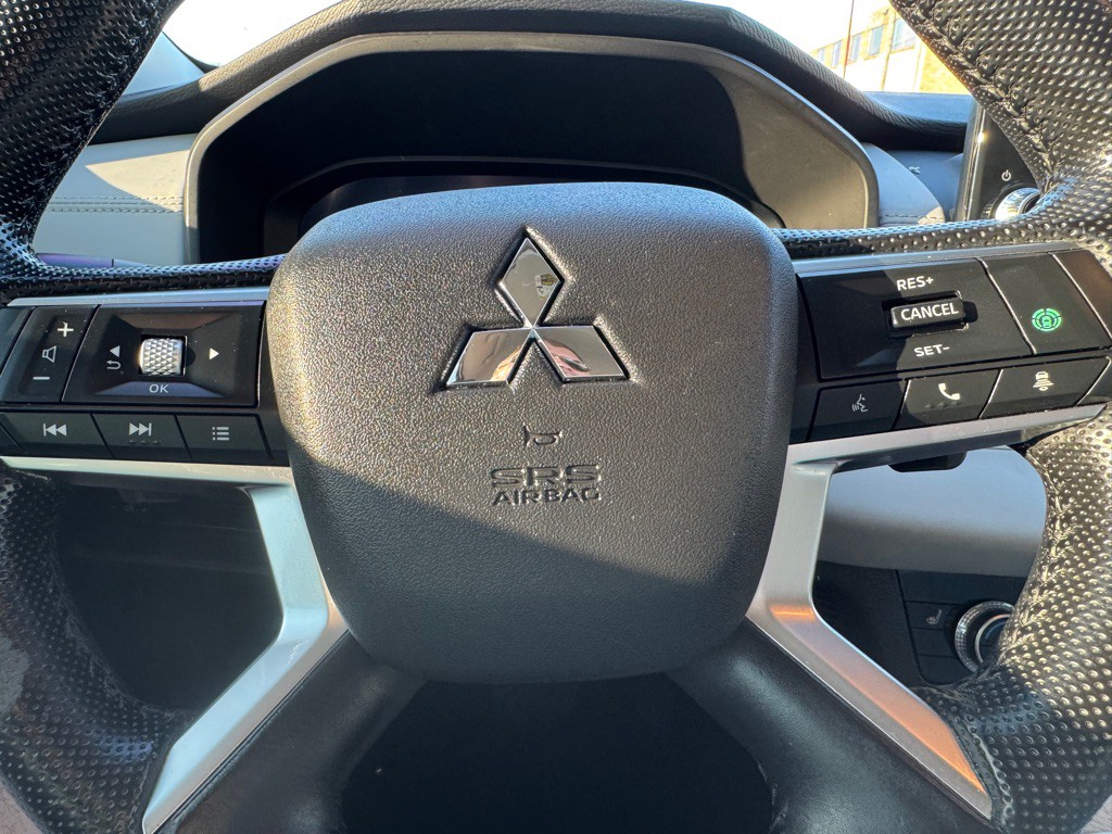 2022 Mitsubishi Outlander Image 19