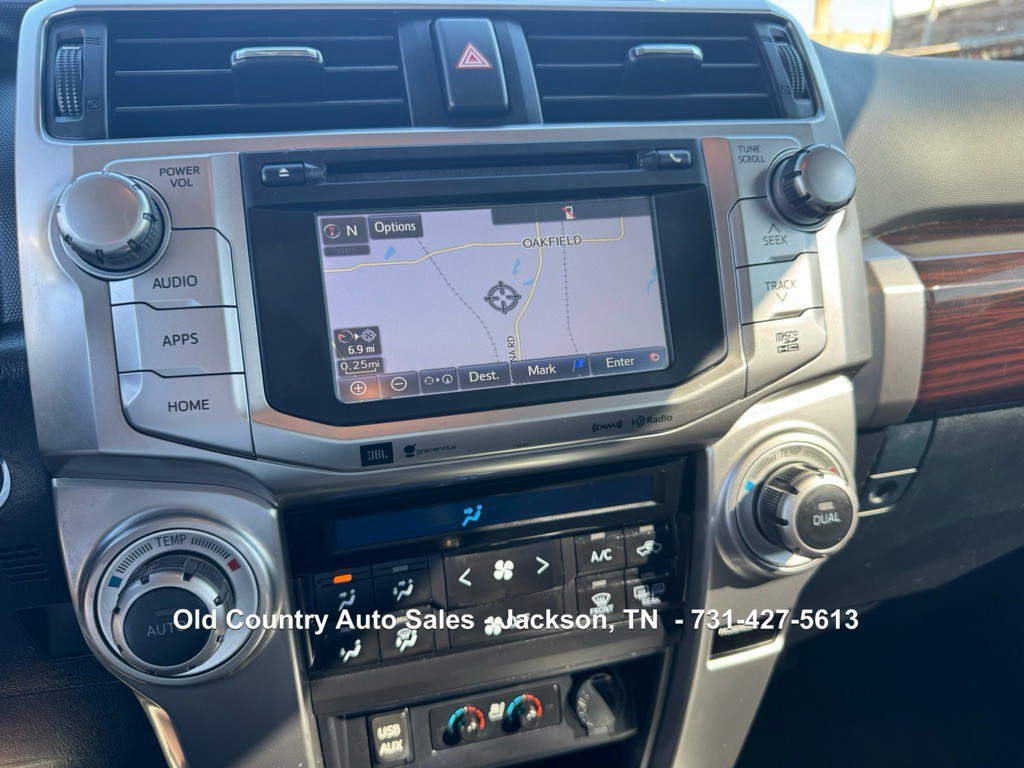 2018 Toyota 4Runner Image 30