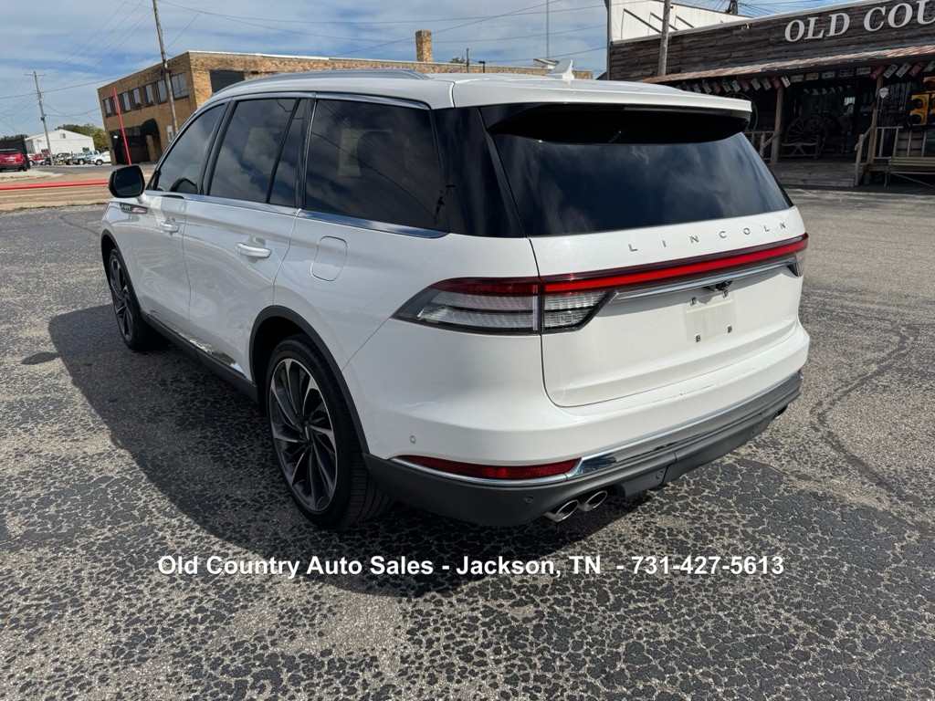 2020 Lincoln Aviator Image 8