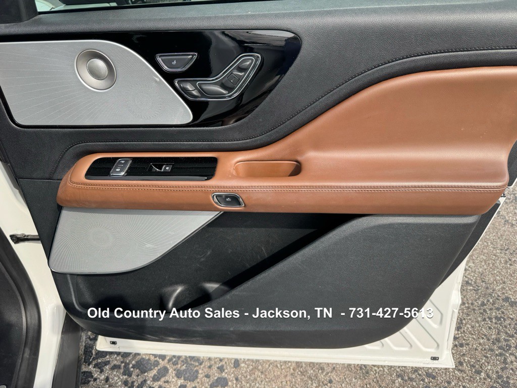 2020 Lincoln Aviator Image 27