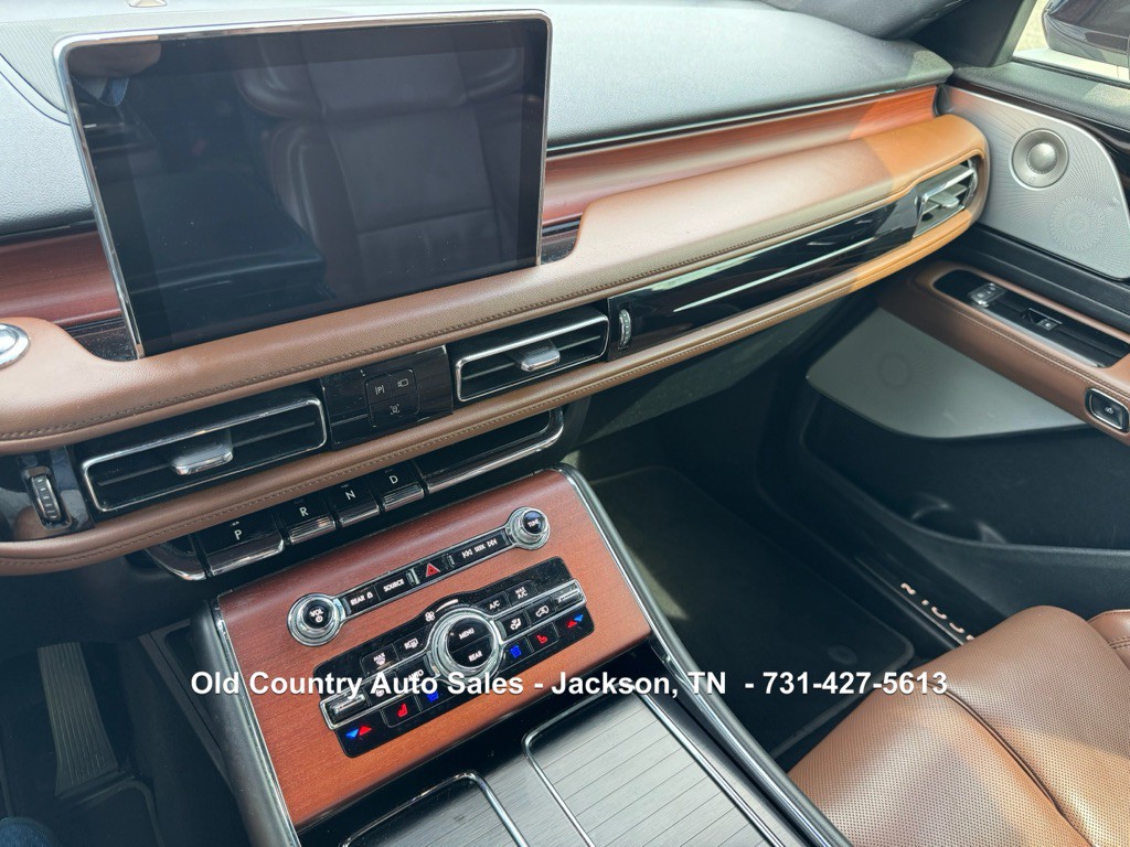 2020 Lincoln Aviator Image 43