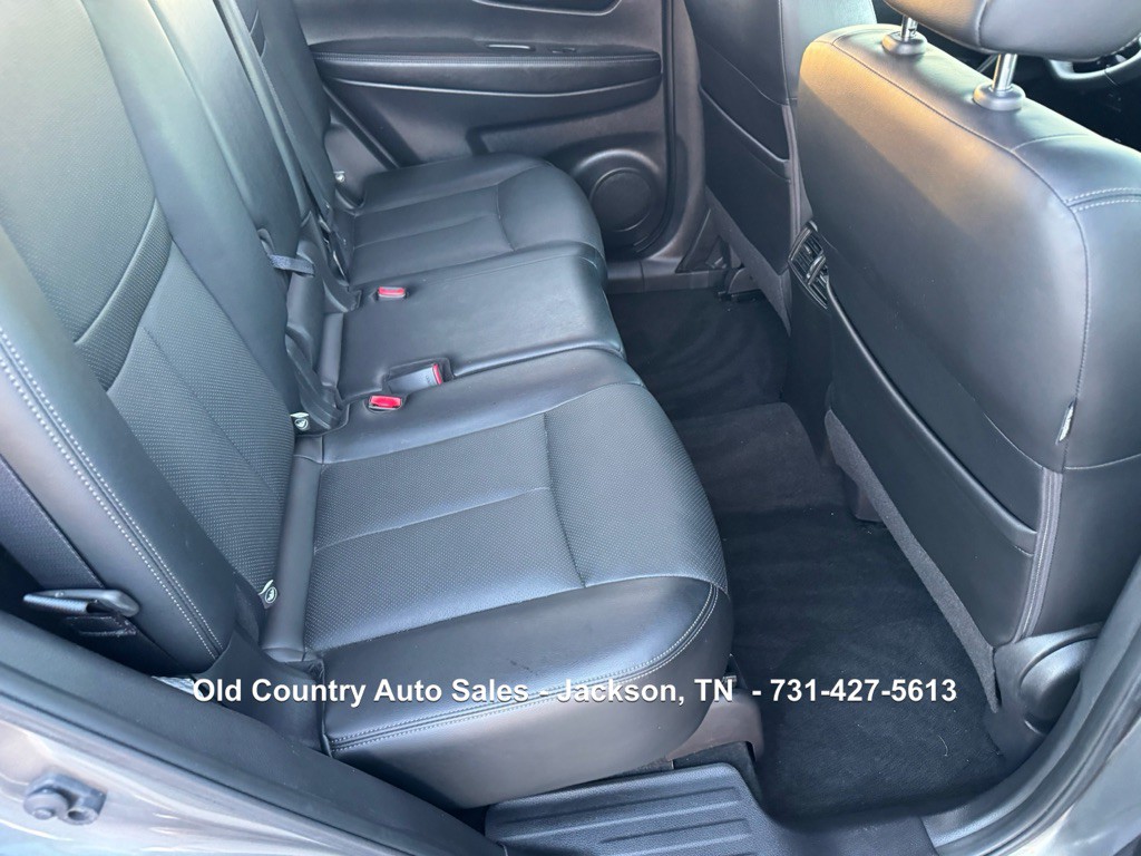 2018 Nissan Rogue Image 17