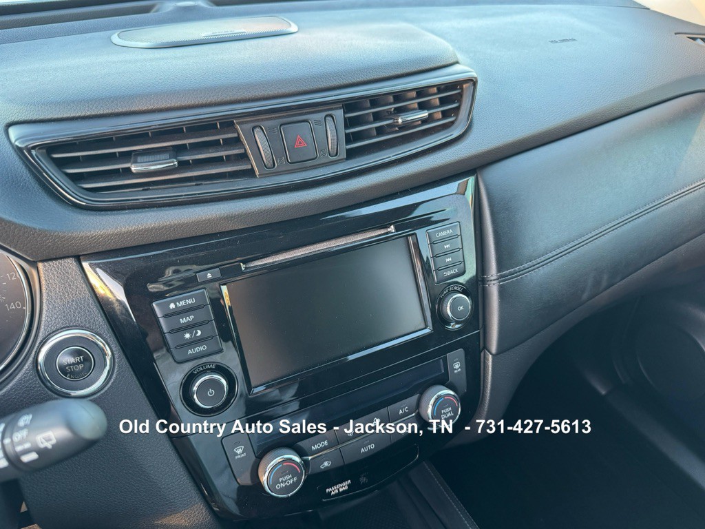 2018 Nissan Rogue Image 25