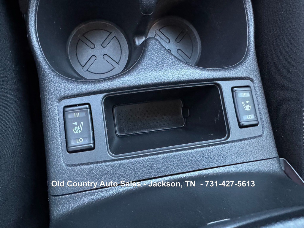 2018 Nissan Rogue Image 28