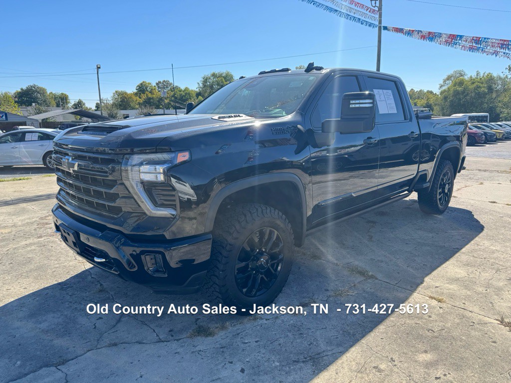 2025 Chevrolet Silverado 1500 Image 2