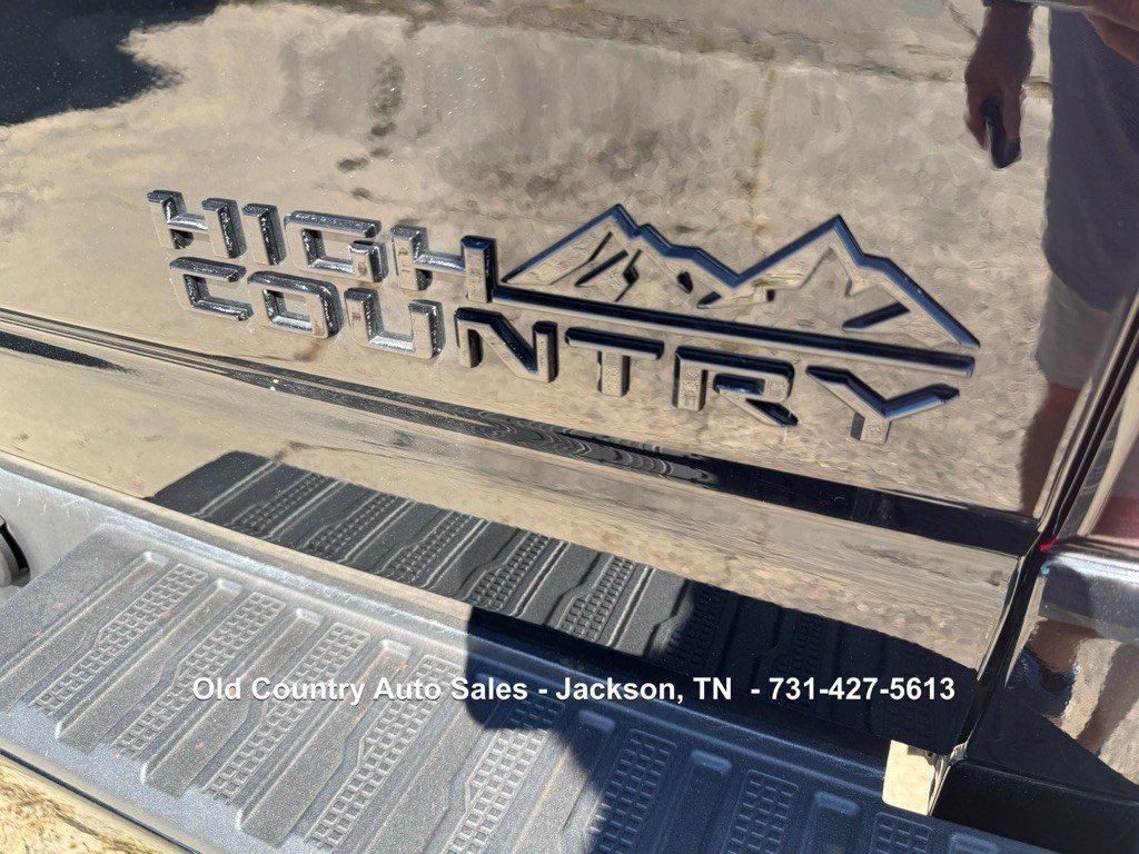 2025 Chevrolet Silverado 1500 Image 9