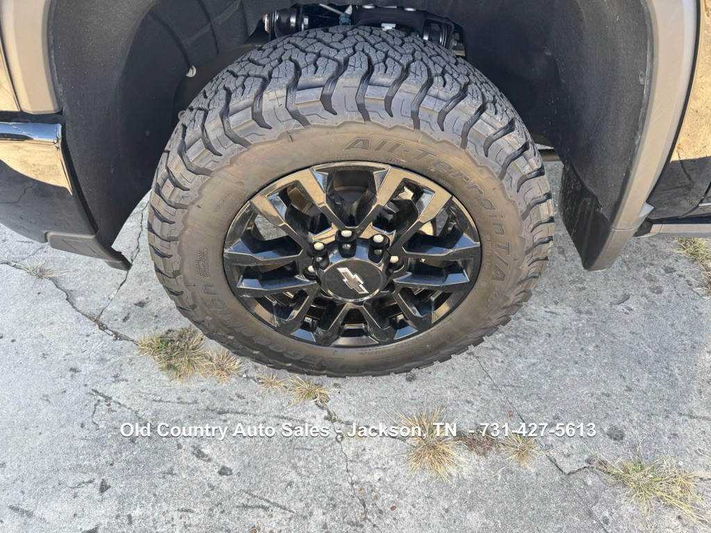 2025 Chevrolet Silverado 1500 Image 16