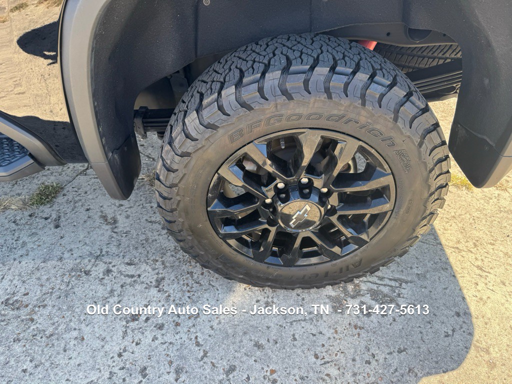 2025 Chevrolet Silverado 1500 Image 17