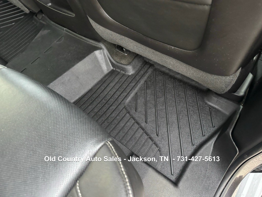 2016 Chevrolet Tahoe Image 12