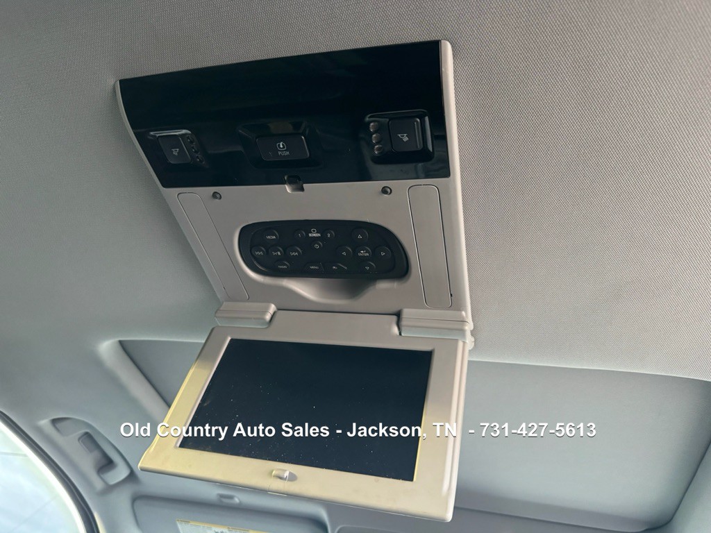 2016 Chevrolet Tahoe Image 18