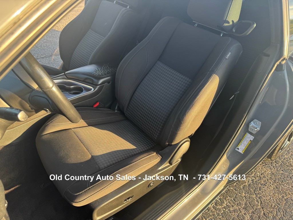 2018 Dodge Challenger Image 17