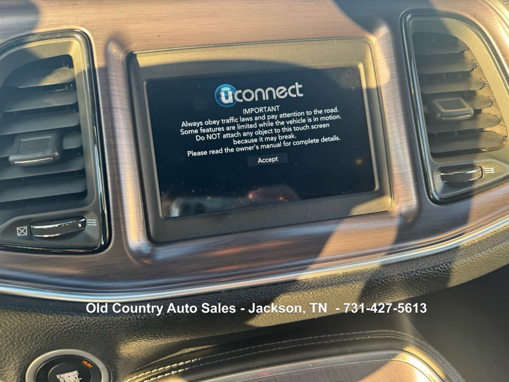 2018 Dodge Challenger Image 24