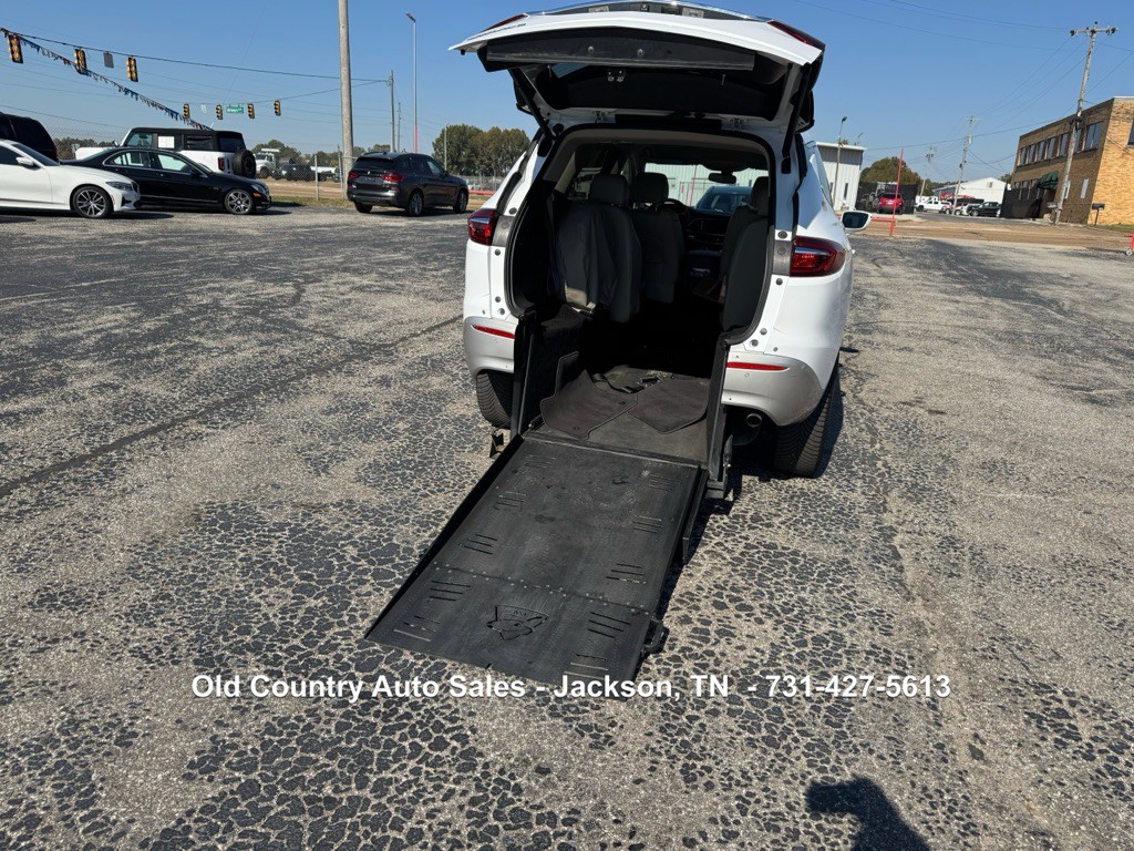 2020 Buick Enclave Image 16