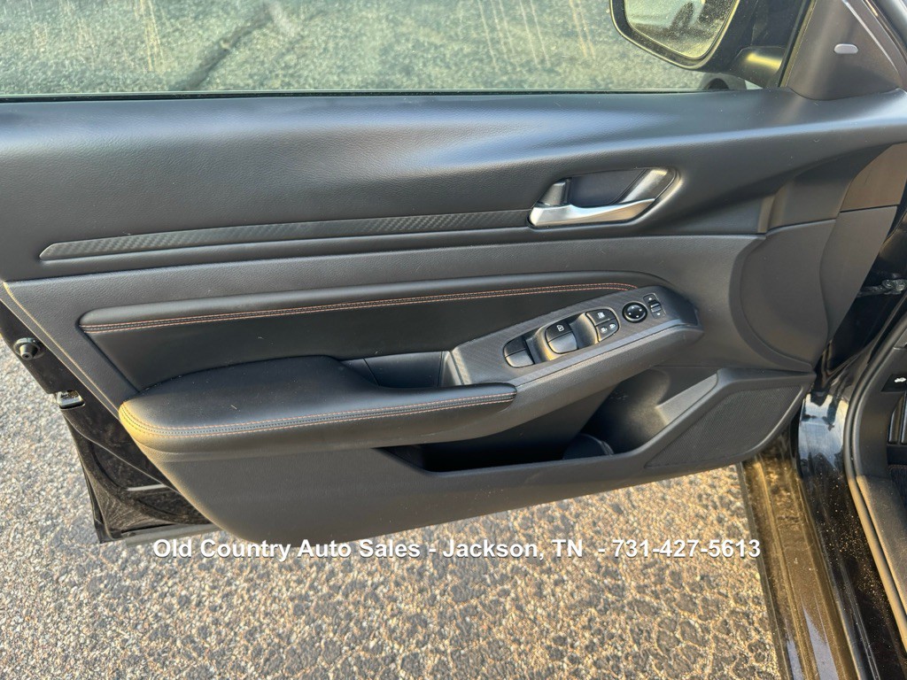 2022 Nissan Altima Image 19