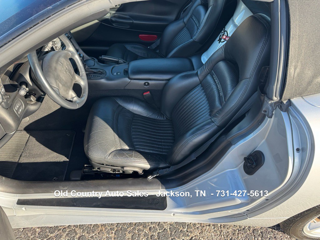 2000 Chevrolet Corvette Image 19