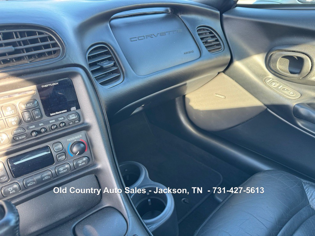 2000 Chevrolet Corvette Image 26