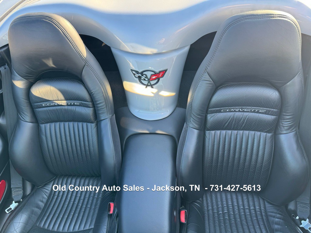 2000 Chevrolet Corvette Image 38