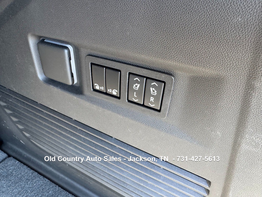 2022 GMC Yukon Image 19