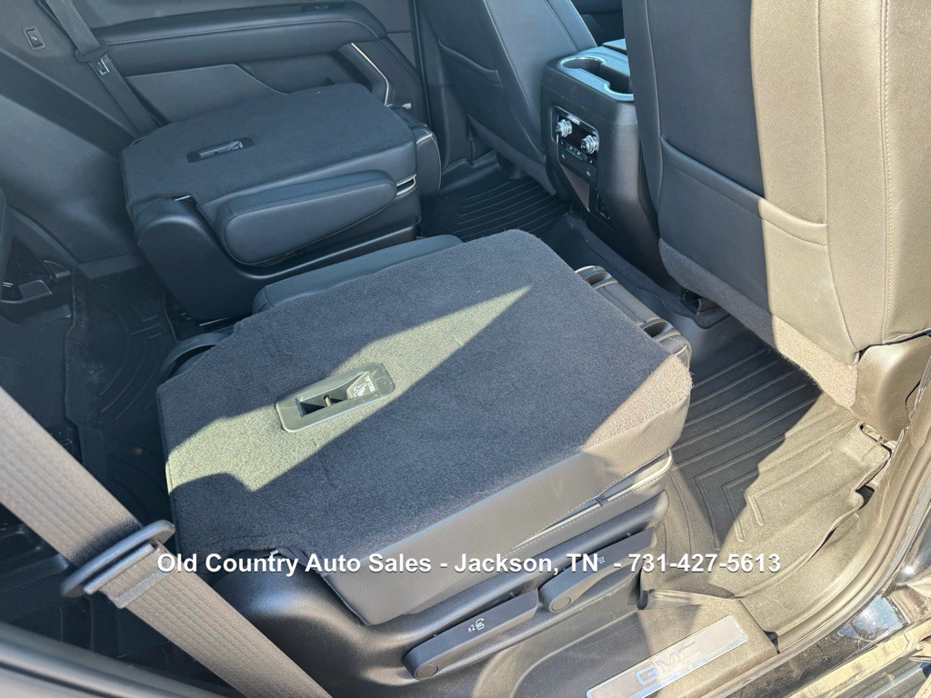 2022 GMC Yukon Image 24