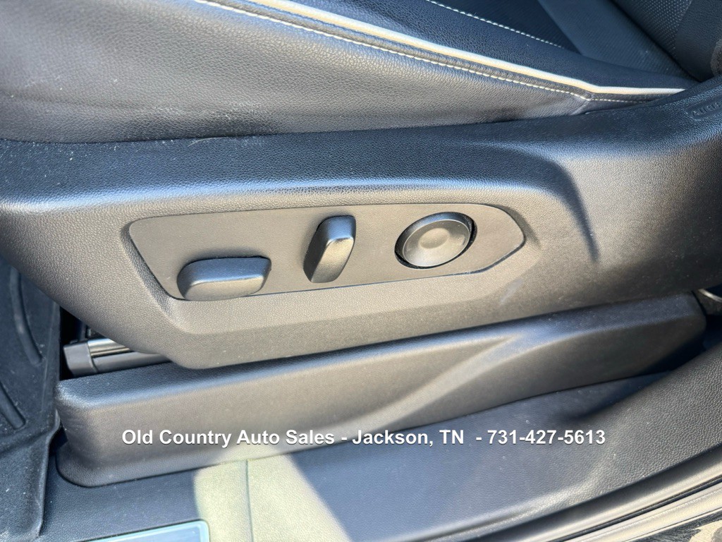 2022 GMC Yukon Image 46