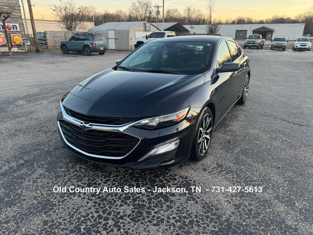 2023 Chevrolet Malibu Image 2