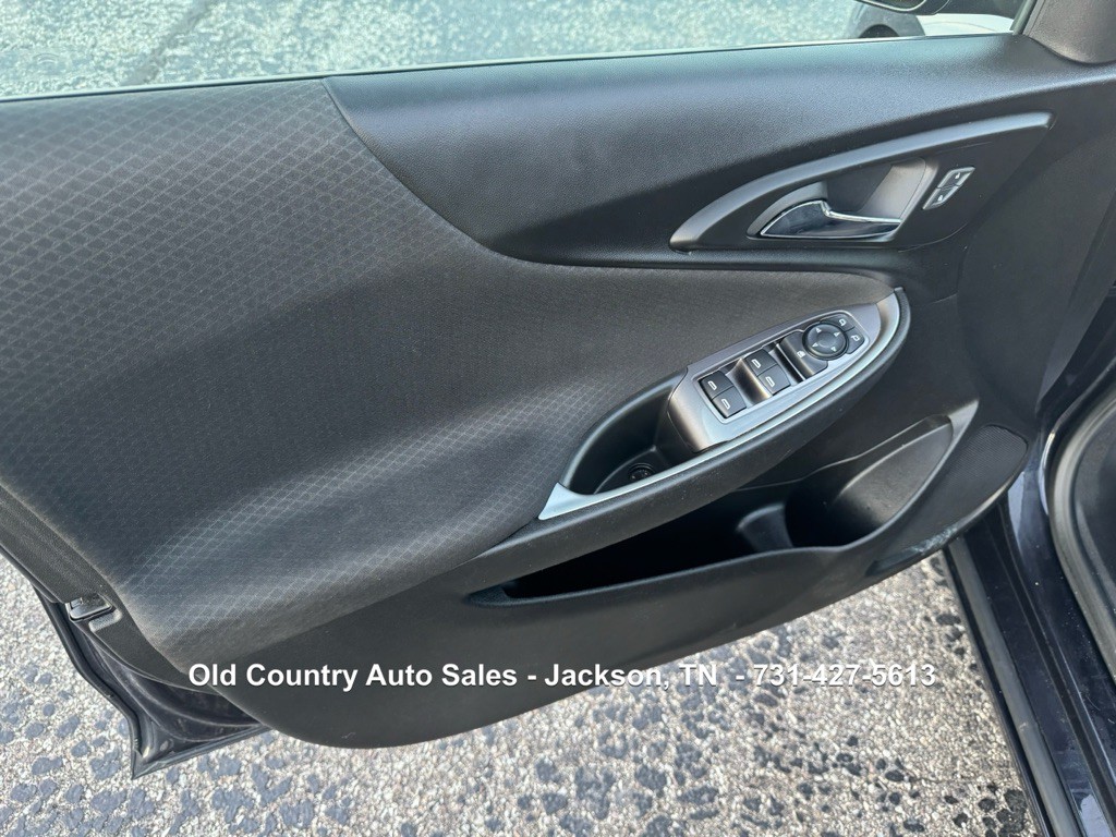 2023 Chevrolet Malibu Image 18