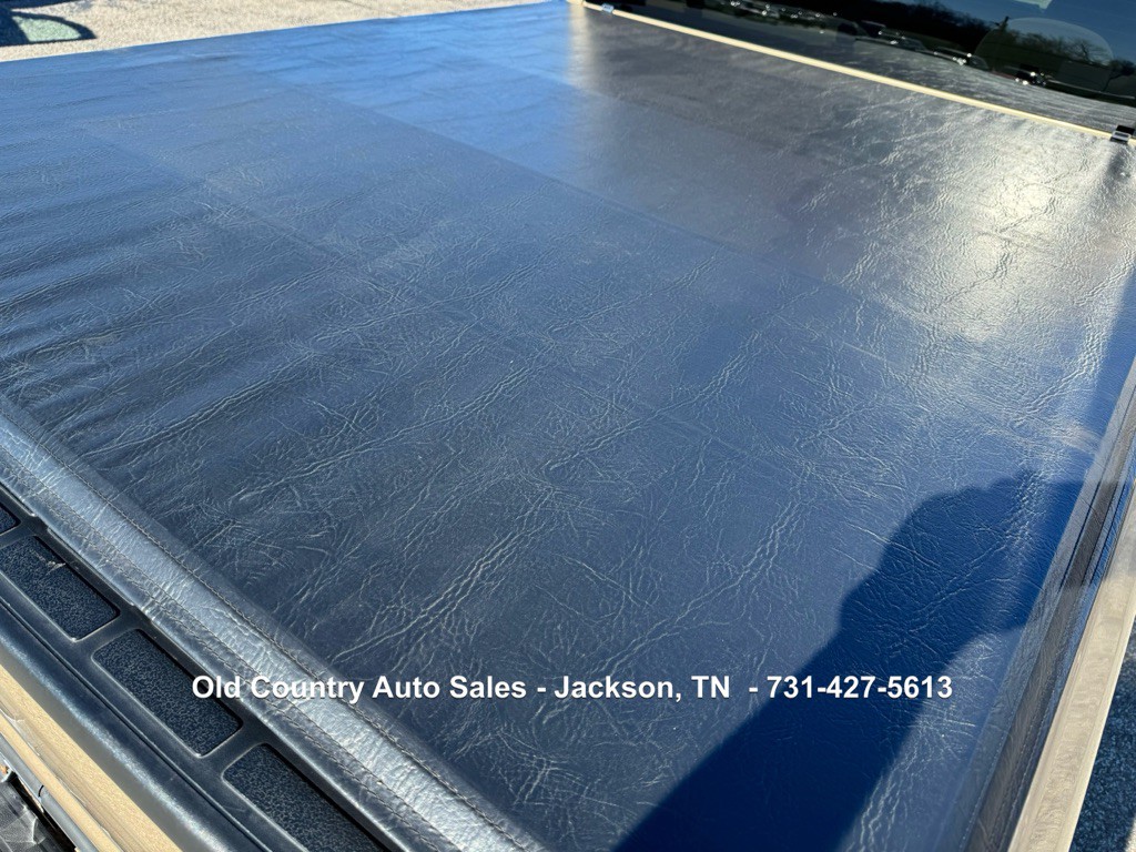 2005 Chevrolet Silverado 1500 Image 13