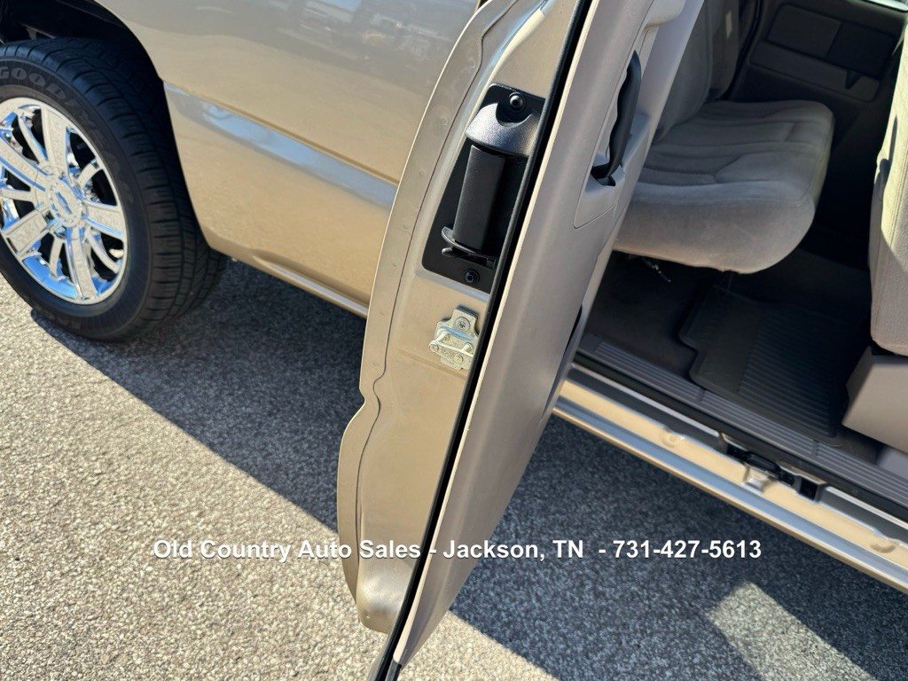 2005 Chevrolet Silverado 1500 Image 37