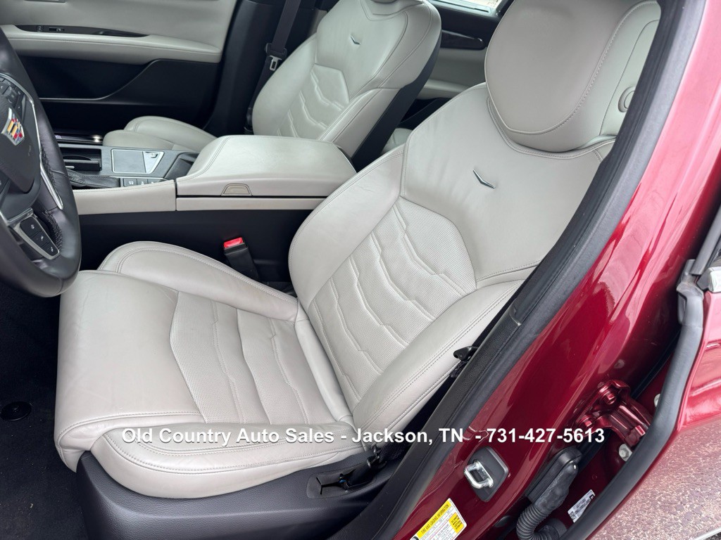 2016 Cadillac CT6 Image 22